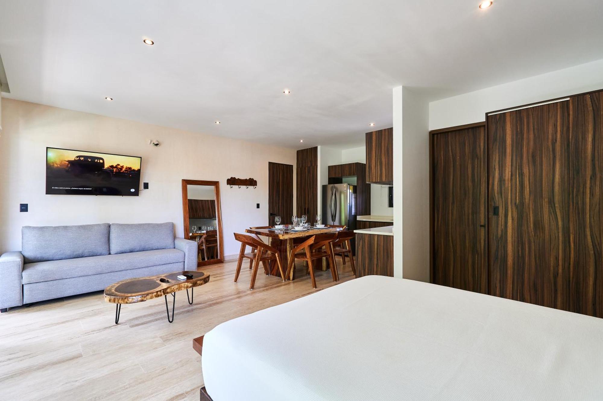 Escape - Stylish Pool, Gym & Parking * Tulum